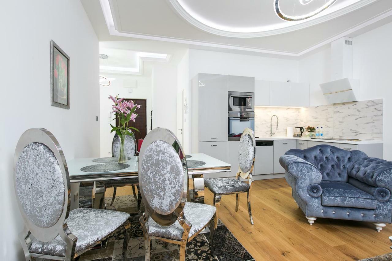 Old Town Cristal Apartment By Otium 크라쿠프 외부 사진